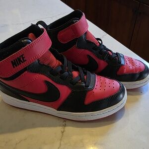 Nike Kids Black and Red Sneakers